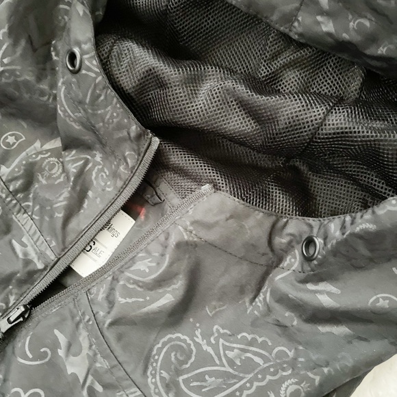 NWT- CULTURE KINGS unisex duplex windbreaker backpack jacket - Picture 11 of 16